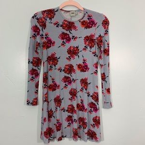 🌷ASOS | Gray Red Floral Long Sleeve Tunic Top
